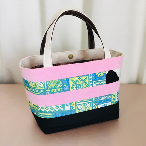 ハギレ色々パッチワークトートバッグ（桃/白/他）＊ハンドメイド  