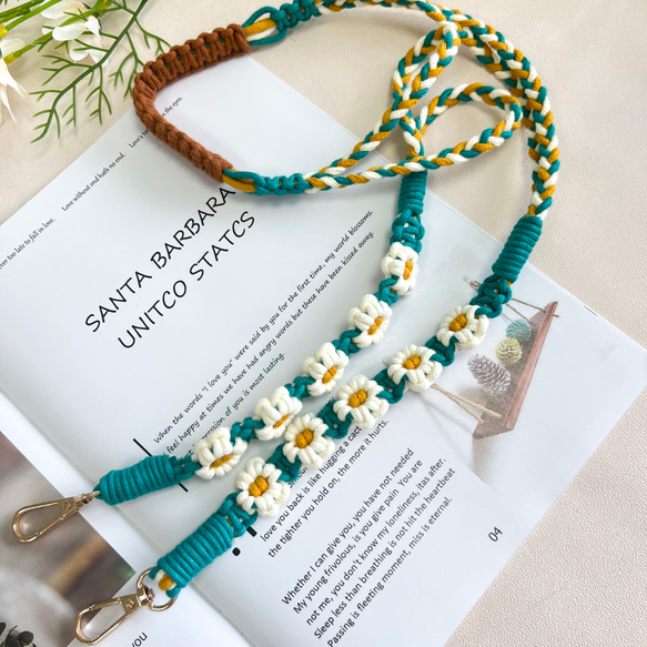 お花スマホショルダーストラップ マクラメスマホショルダー