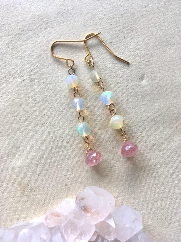 オパール とストロベリークォーツ の ロングピアス ☆イヤリング 