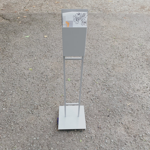 23新作☆アイアン A4サイズ三つ折りチラシ入れ A-stand ② 表札  