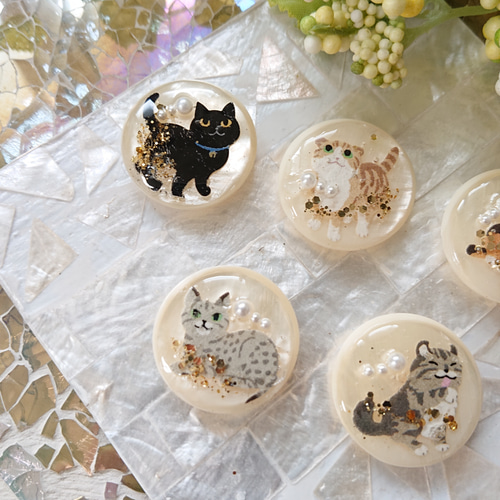 猫のボタン☆5個 o-19 ネコ/ボタン/カボション/動物 ボタン こうちゃん