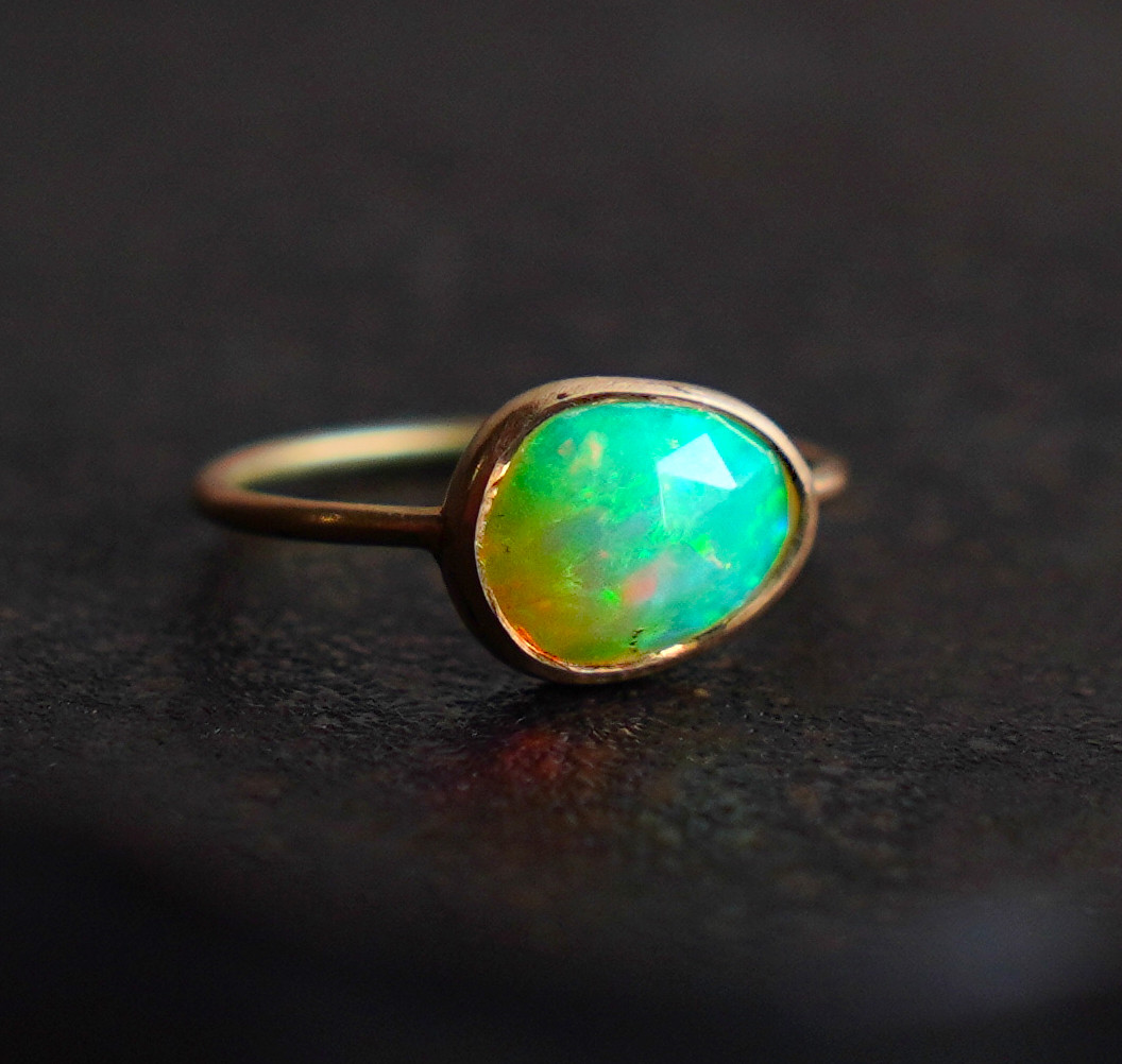 【K10】10月誕生石　オパール　リング　7号