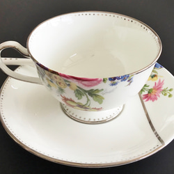 】華やかマイセン柄のオリジナルデザインティーカップ＆ソーサー（陶器のスプーン付） 4枚目の画像