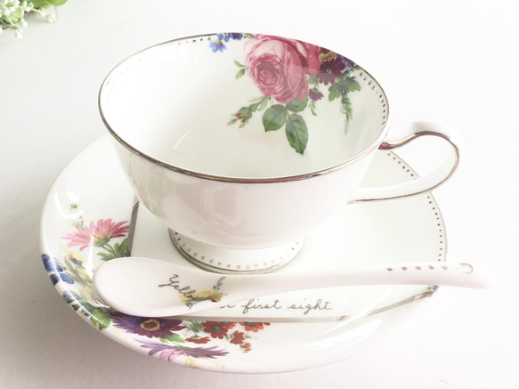 【マイセン／ホワイティング】スープカップ＆ソーサー １客＋純銀製スプーン １本 マイセン／ホワイティング】スープカップ＆ソーサー 1客＋純銀製