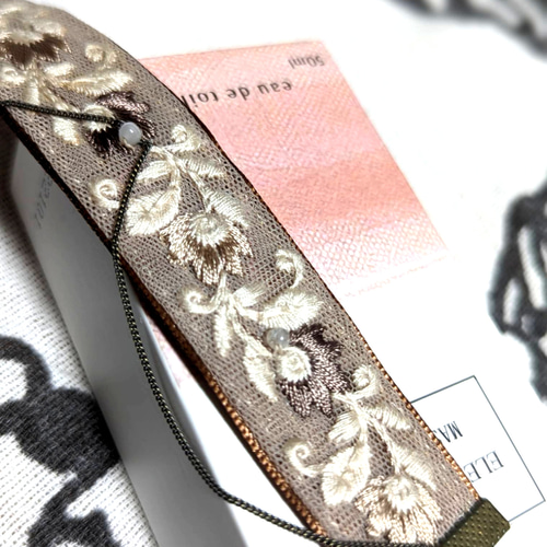 アンドゥムルメステール ビーズ刺繍リボンブレスレット アンドゥムルメステール ビーズ刺繍リボンブレスレット