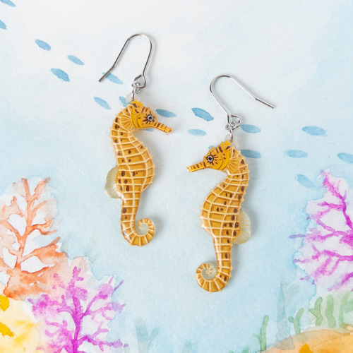 タツノオトシゴ＊ピアス/イヤリング ピアス（フック・チェーン） ねぎ