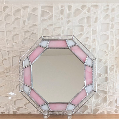 ステンドグラスの置時計　八角形　ピンク
