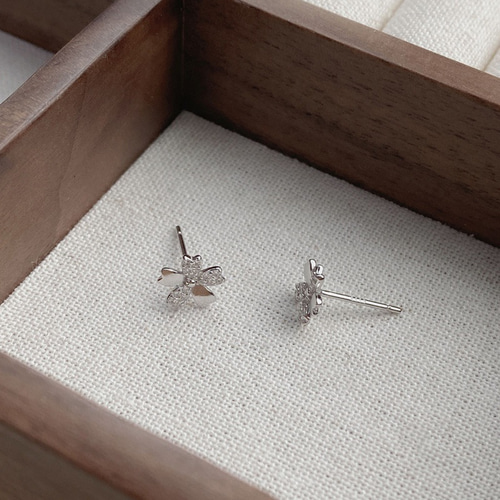 ミニピアス/ノンホール S925製 ピンクゴールド 桜 さくら 春 ミニピアス/ノンホール S925製 ピンクゴールド 桜 さくら 春