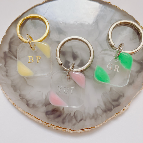 送料無料】ぷっくりデザインのクリアチャーム【名入れ/名前入れ