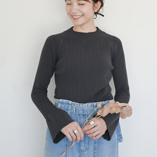 再販」04＿フレアスリーブ・コットンリブknit＿「スミクロ
