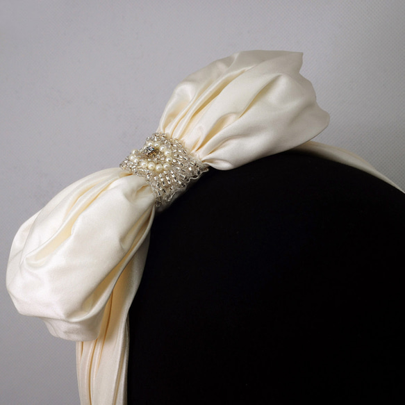 ヘッドアクセサリー ヘッドドレス カチューシャ リボン シルクタフタ 髪飾り 結婚式やパーティーに♫【X0686】 7枚目の画像