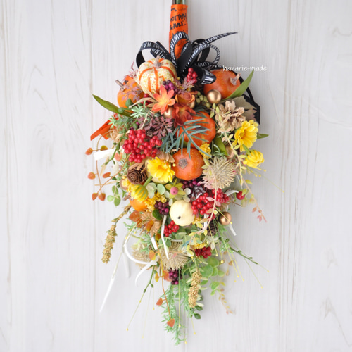 おばけパンプキン＆木の実たくさんの　オレンジ系ハロウィン造花リース おばけパンプキン＆木の実たくさんの オレンジ系ハロウィン造花リース