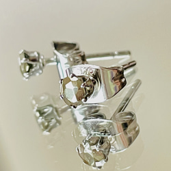 〜しっとりアンティークゴールド〜　パイライトのプチスタンドピアス　サージカルステンレス316L 8枚目の画像