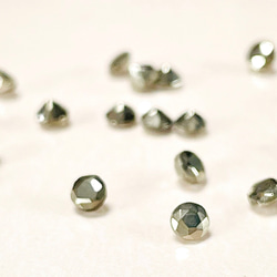 〜しっとりアンティークゴールド〜　パイライトのプチスタンドピアス　サージカルステンレス316L 9枚目の画像