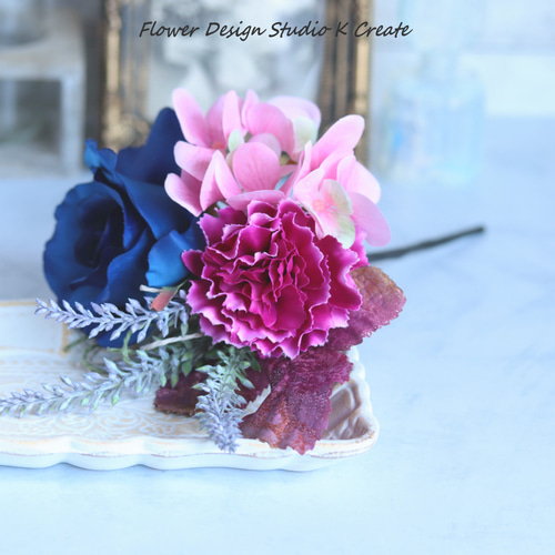 ネイビーの薔薇とカーネーションのブーケ風の髪飾り フラメンコ ダンス