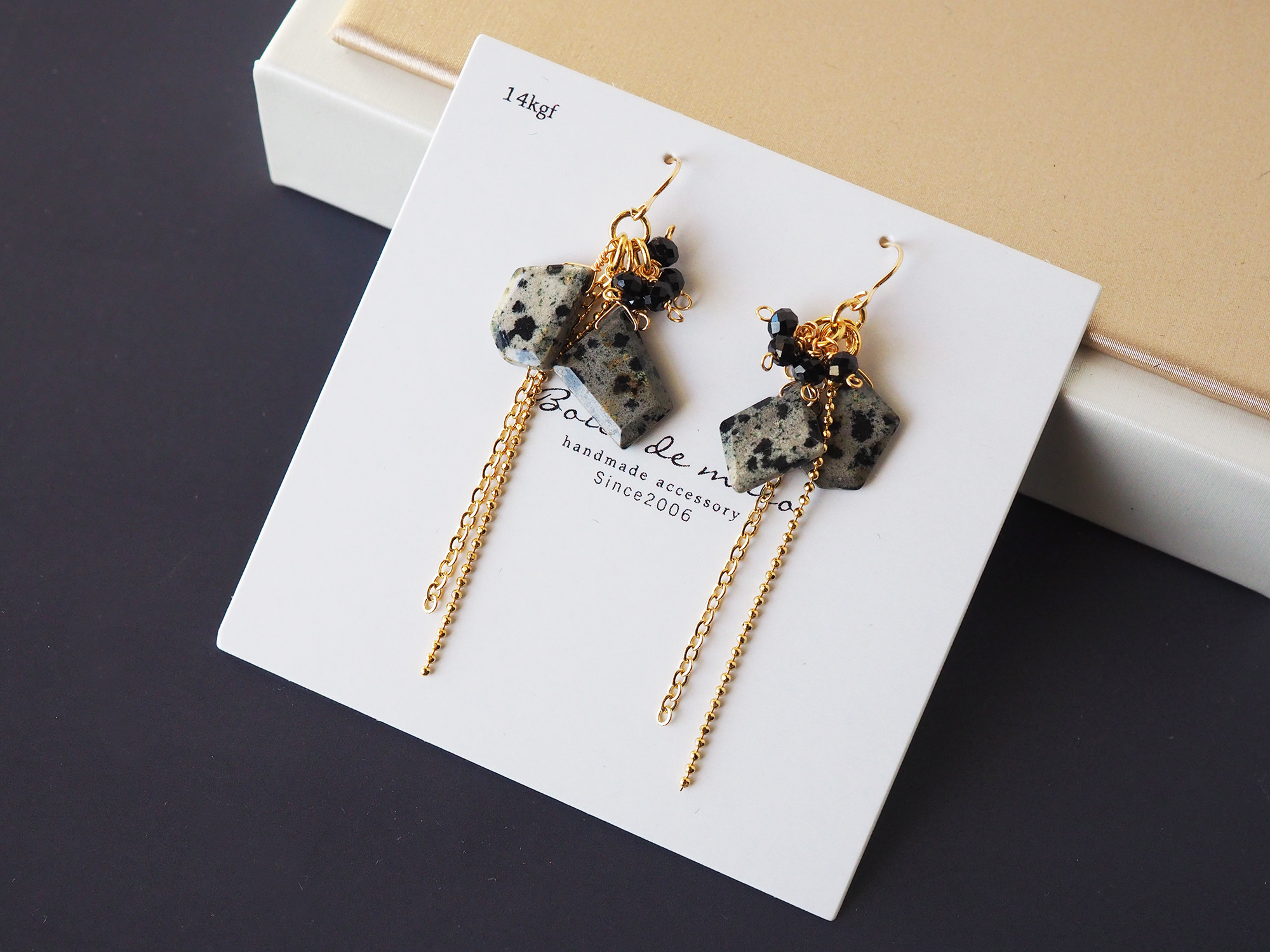 14kgf ダルメシアンジャスパーピアス