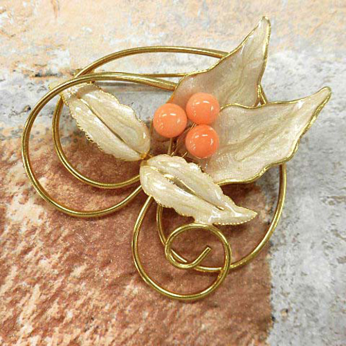 09098天然赤珊瑚の円形ブローチ 09098天然赤珊瑚の円形ブローチ 09098天然赤珊瑚の円形ブローチ