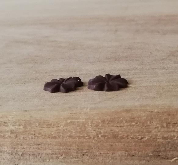 チェコ製ヴィンテージ　チョコチップみたいな小さなビーズ（10個） 4枚目の画像