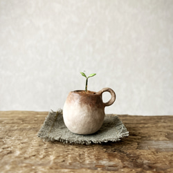 8300.bud 粘土の鉢植え マグカップ 1枚目の画像