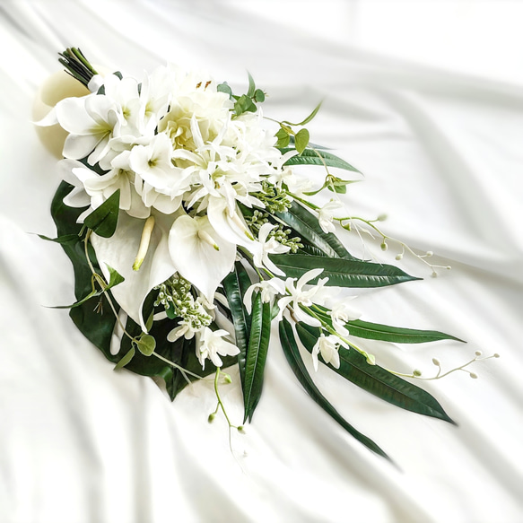 生花に見える】 南国 ウェディングブーケ 白 プルメリア アンスリウム
