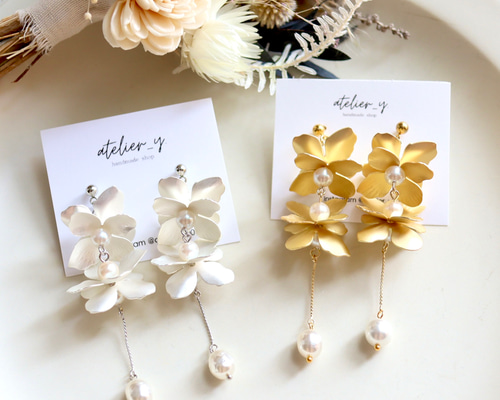 wedding】2連フラワーのパールピアス/イヤリング イヤリング