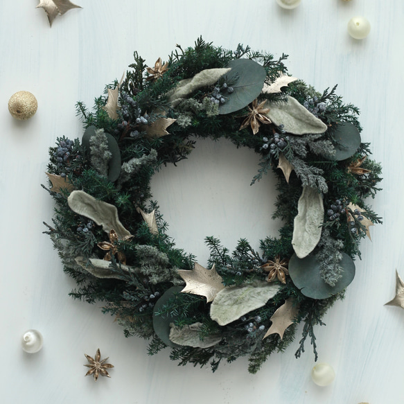 リース クリスマスリース M（プリザーブドフラワー） リース +essence