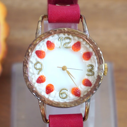 手作り腕時計 : 気分はじけるクリームソーダ(ベルト白) 腕時計 mocafe