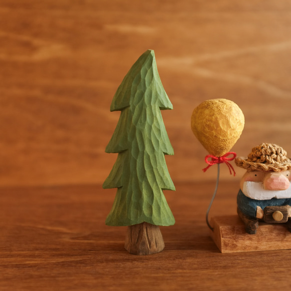 北欧 インテリア木製【トントゥ森のピクニック】 北欧雑貨  置物　クリスマス プレゼント　木彫り　記念日　贈り物 6枚目の画像
