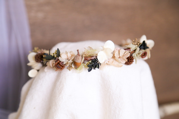 本物のどんぐりやお花を使った花冠 くすみカラー ベビー キッズ 子供用