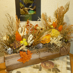 木箱の中の秋の森（オレンジ色）壁かけ・置き型２WAY 4枚目の画像