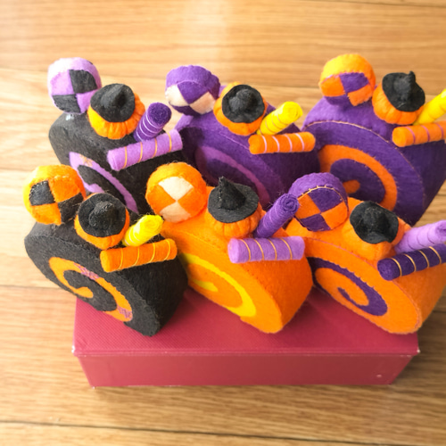 送料無料 ハロウィン☆フェルトケーキ☆ 羊毛フェルト Fairy 通販