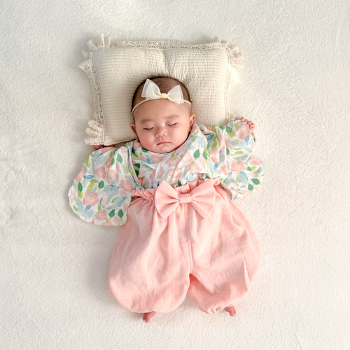 大人気”ふんわりガーゼのベビー袴 [花と蝶×コーラルピンク] お食い初め