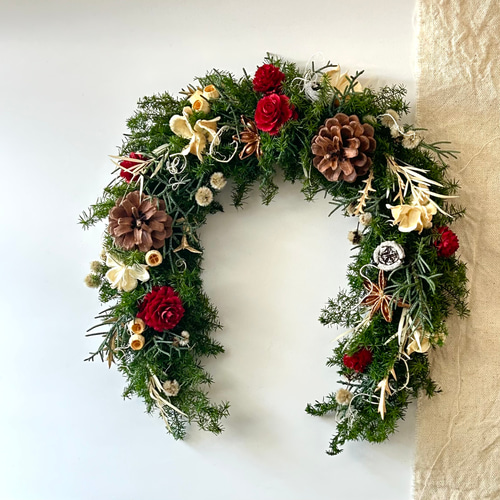 sold【幸せが降りそそぐクリスマスリース】プリザーブドフラワー
