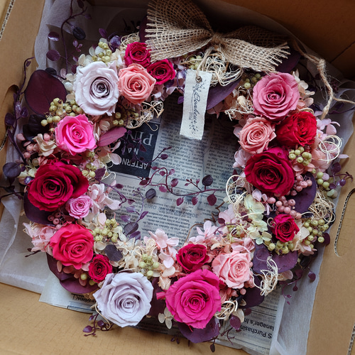 送料無料】エレガントなプリザーブドフラワーのリース♪ リース