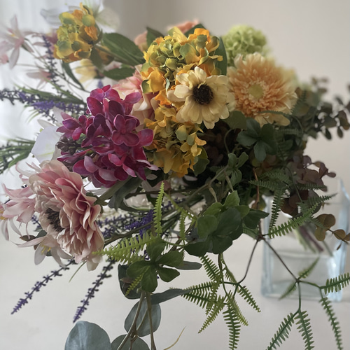 アーティフィシャルフラワーのミックスカラーのシャンペトルブーケ （1  