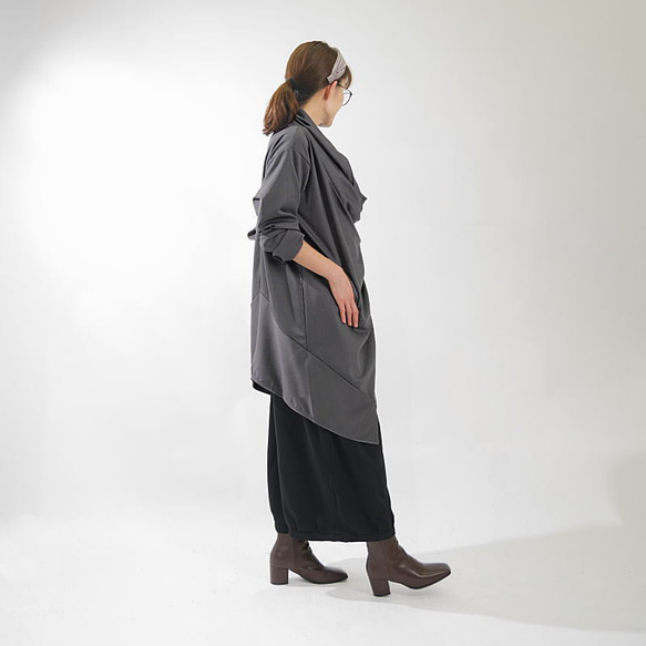 不對稱 Cache-Coeur 拉鍊長外套針織開襟衫灰色 第7張的照片