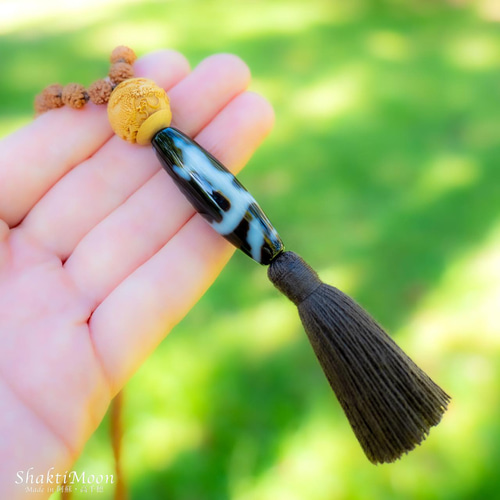 レア・希少！邪気払 運勢向上のお守り！騎龍観音 龍神様の上に乗ったお