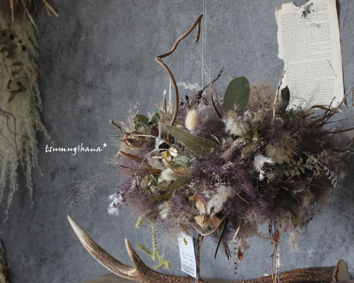wreath「鳥のおすそわけ」№3 スモークツリーのフライングリース№3
