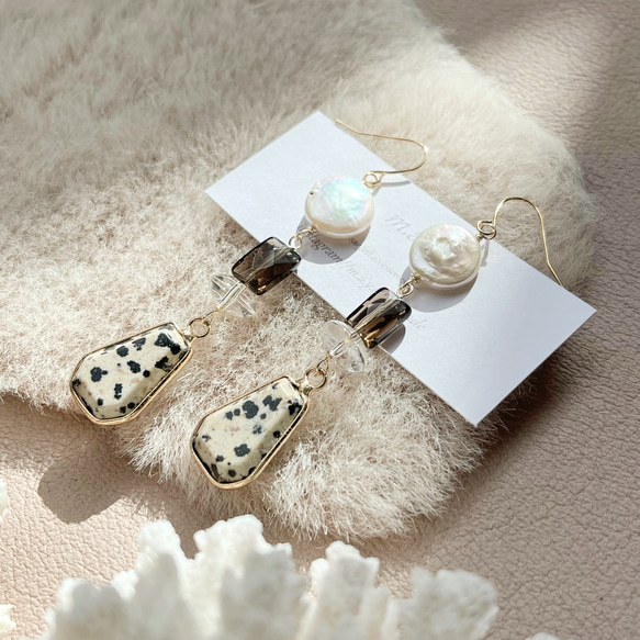 ダルメシアンジャスパーと天然石mixモノトーンピアス* ピアス（その他  