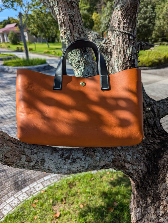 ヌメ革 オレンジブラウン 横型A4トートバッグ トートバッグ チェンジ