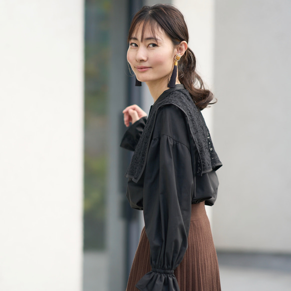 ﾓﾘﾉｶﾞｯｺｳ 花束のようなレースビックカラーケープ長袖ブラウス (ブラック) 襟付きデザイン｜mg-lb17-bk 16枚目の画像