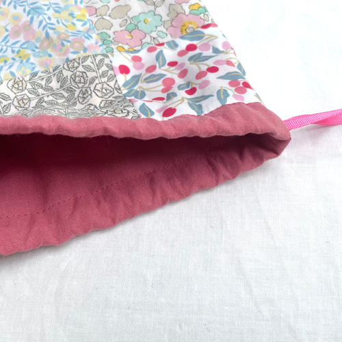 リバティ 巾着 パッチワーク ポーチ 給食袋 コップ袋 ベッツィ