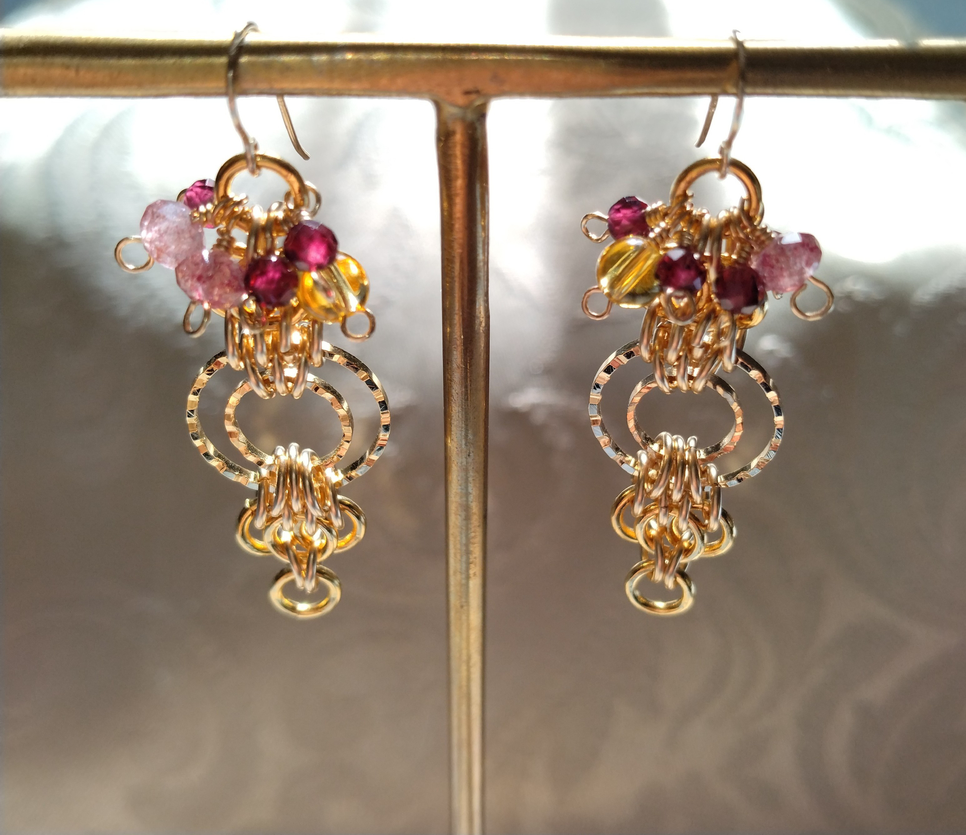 14KGF スパークルリングとベリーベリーのチェインメイルピアス