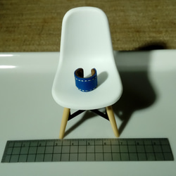 KITAMURA「革で包んだイヤーカフ」 1枚目の画像