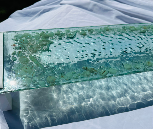 新作　ガラスモニタースタンド キーボードラック    浅瀬の貝殻達　 5枚目の画像