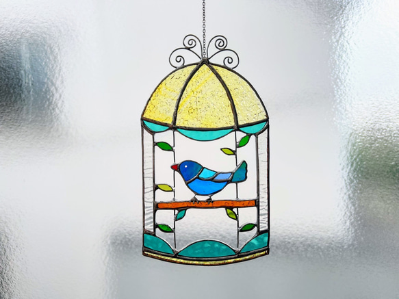 鳥かごコトリ（ステンドグラスのオーナメント・サンキャッチャー）イエロー・青い鳥 1枚目の画像