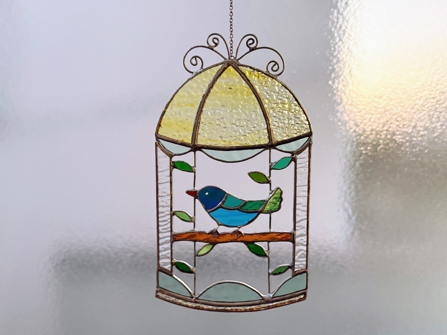 鳥かごコトリ（ステンドグラスのオーナメント・サンキャッチャー）イエロー・青い鳥