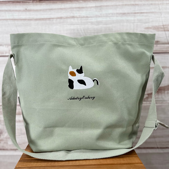 [免運費] 麻糬貓一點刺繡帆布大單肩包，內袋 第1張的照片