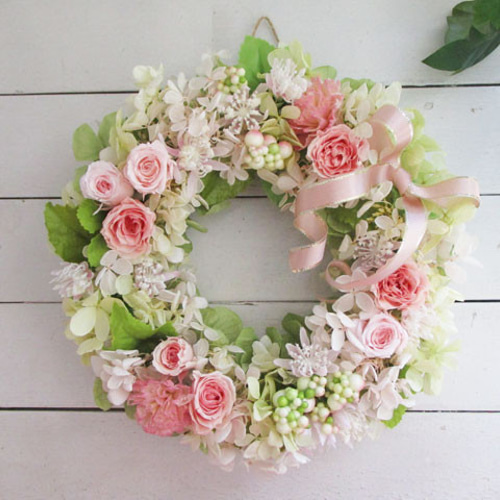 プリザーブドローズ ピンクのリース〜長く飾れるプリザーブドフラワー  