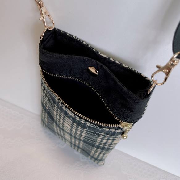 スマホショルダー チェック柄イエロー×ブラック/ポシェット スマホポーチ/合皮ショルダーストラップ　長さ調整可能◎ギフト 5枚目の画像